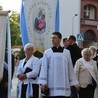 Procesja z figurą Matki Bożej Fatimskiej ulicami Gorzowa Wlkp.