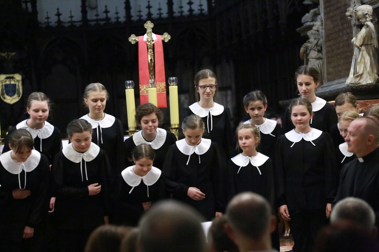 Puellae Orantees ze Schola Cantorum