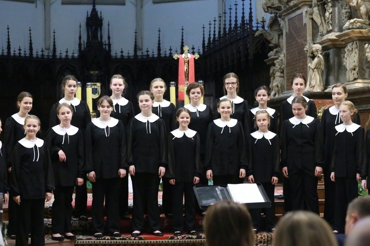 Puellae Orantees ze Schola Cantorum