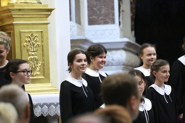 Puellae Orantees ze Schola Cantorum