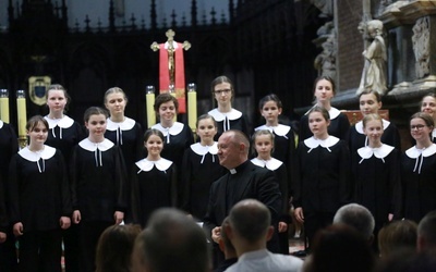 Puellae Orantees ze Schola Cantorum