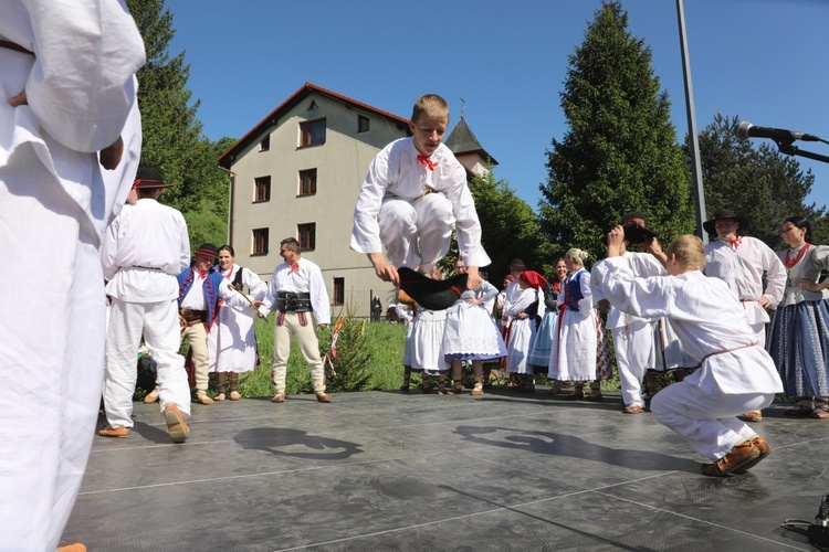 Festyn na 100-lecie parafii w Żabnicy