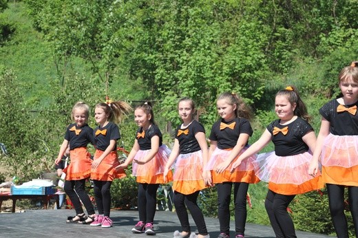 Festyn na 100-lecie parafii w Żabnicy