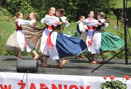 Festyn na 100-lecie parafii w Żabnicy