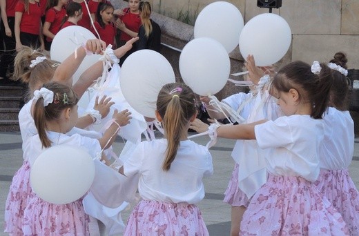 "Cała Polska tańczy dla JP2" - Bielsko-Biała 2018