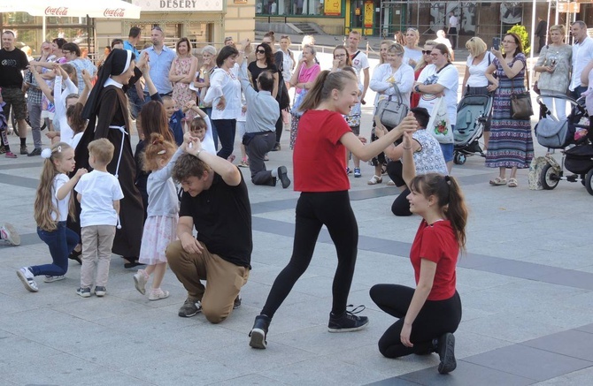 "Cała Polska tańczy dla JP2" - Bielsko-Biała 2018