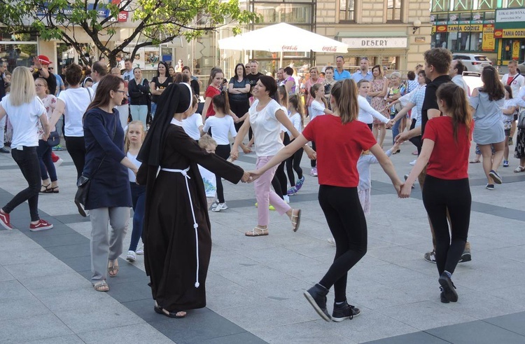 "Cała Polska tańczy dla JP2" - Bielsko-Biała 2018