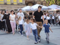 Polonez na rozpoczęcie tańców dla św. Jana Pawła II