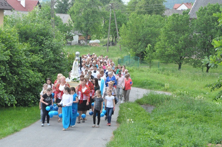 Procesja fatimska w Zawadzie Uszewskiej