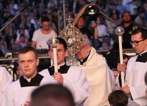 Koncert Chwały to jedyne takie wydarzenie, kiedy tylu ludzi równocześnie adoruje Pana Jezusa