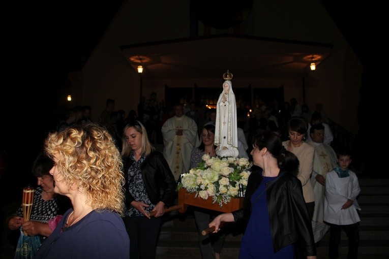 Nabożeństwo fatimskie w Bobrownikach