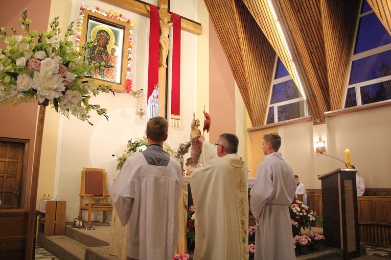 Nabożeństwo fatimskie w Bobrownikach