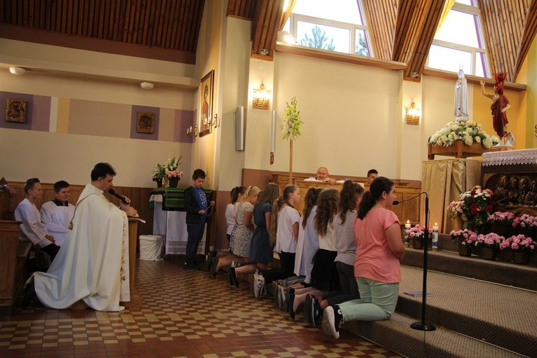 Nabożeństwo fatimskie w Bobrownikach