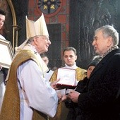 19 marca inż. Zięba odebrał z rąk abp. Marka Jędraszewskiego medal Pro Ecclesia et Pontifice – wysokie odznaczenie Stolicy Apostolskiej, przyznawane przez papieża osobom szczególnie zaangażowanym w pracę  na rzecz Kościoła.