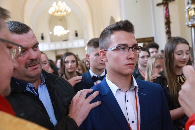 Bierzmowanie w Stróżach