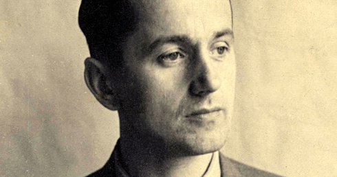 Żelazne nerwy oraz analityczny umysł pozwoliły Kazimierzowi Moczarskiemu stworzyć „Rozmowy z katem”.