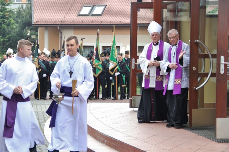 Pogrzeb górnika z "Zofiówki"