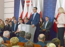 - Chcemy nie tylko Polski wielkiej, pięknej i sprawiedliwej, ale również Polski uczciwej. My to gwarantujemy - mówił w Radomiu szef rządu