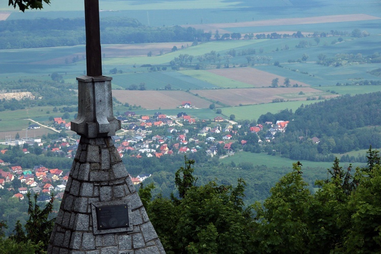 Obchody 100. rocznicy odzyskania niepodległości na Ślęży