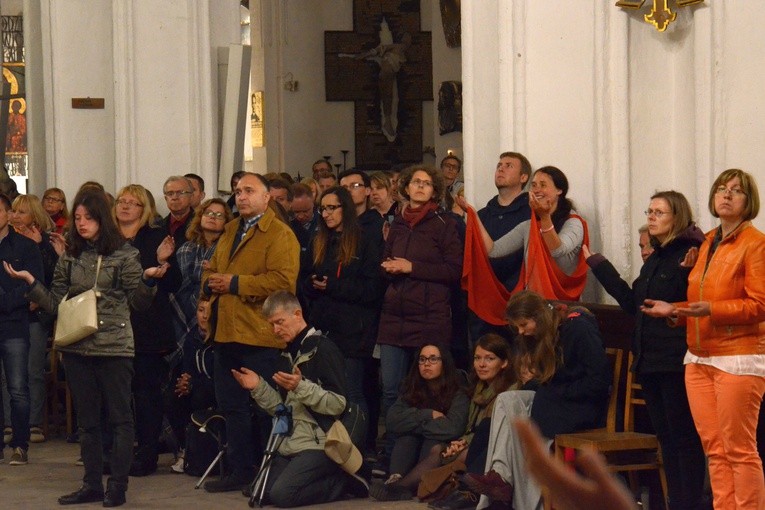 Msza św. w noc Zesłania Ducha Świętego
