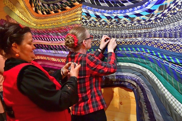 Nocne zwiedzanie w górach