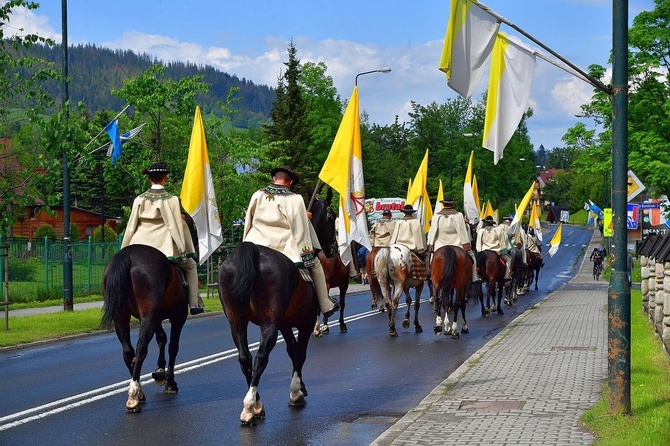 Pani Fatimska na ulicach Zakopanego