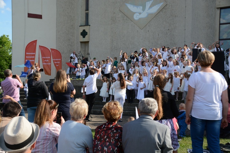 Dziecięcy Koncert Uwielbienia