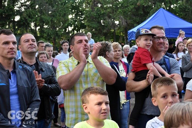 Festyn Rodzinny w parafii pw. Chrystusa Króla w Dzierżoniowie