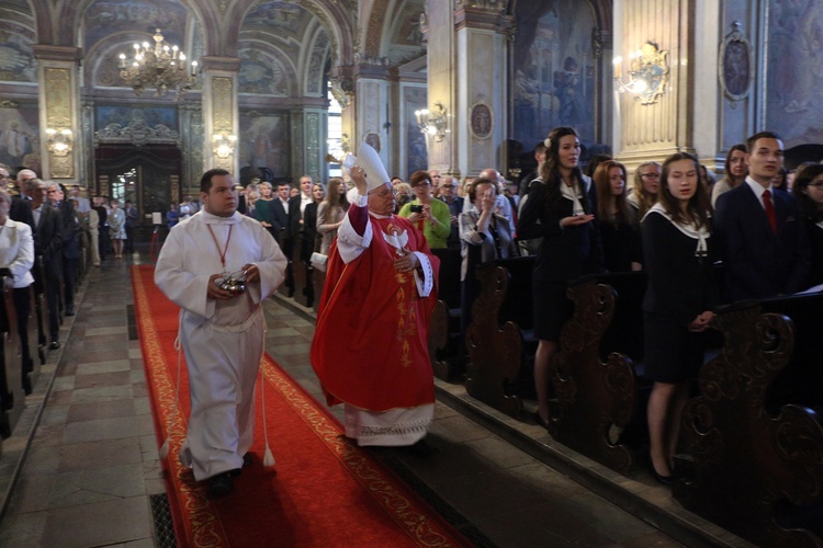 Bierzmowanie w Zesłanie Ducha Świętego