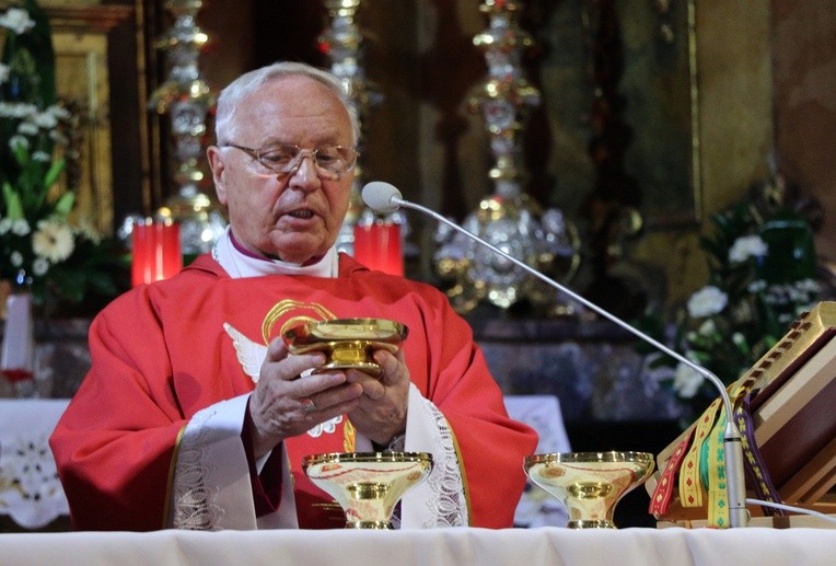 Bierzmowanie w Zesłanie Ducha Świętego