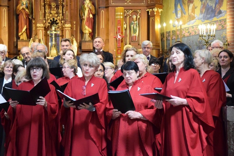 Koncert pieśni maryjnych