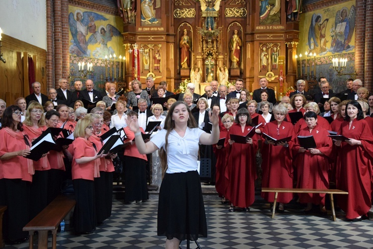 Koncert pieśni maryjnych