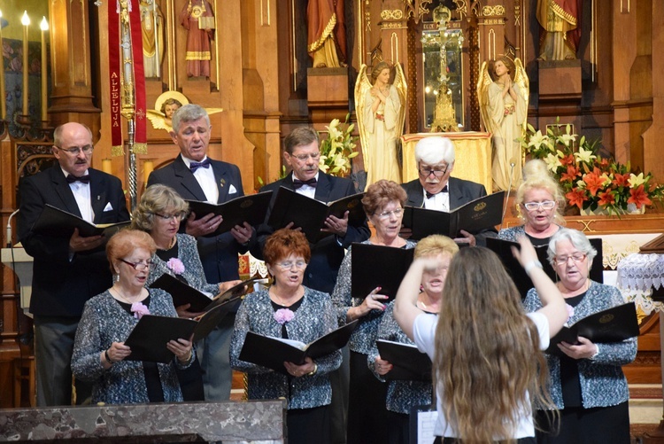 Koncert pieśni maryjnych