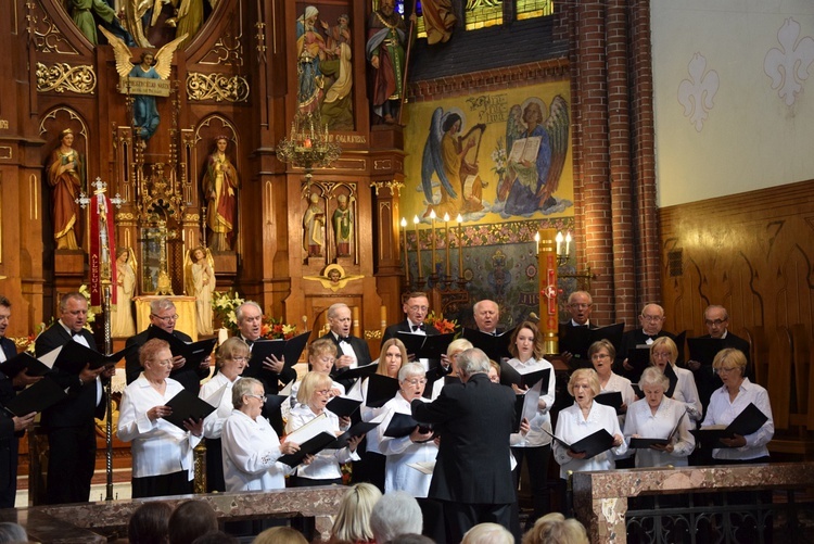 Koncert pieśni maryjnych