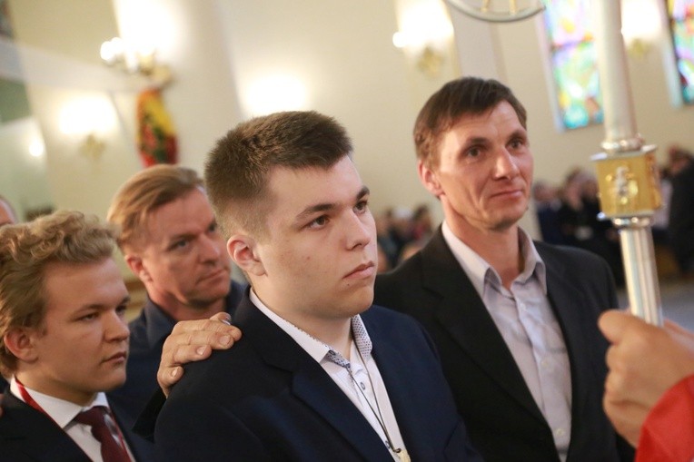 Bierzmowanie u MB Anielskiej w Dębicy