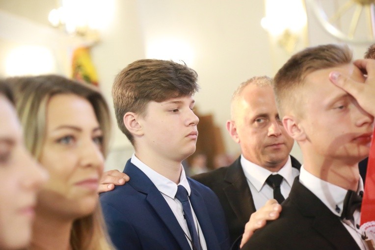Bierzmowanie u MB Anielskiej w Dębicy