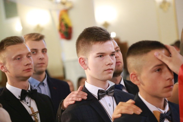 Bierzmowanie u MB Anielskiej w Dębicy