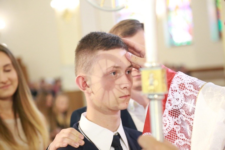 Bierzmowanie u MB Anielskiej w Dębicy