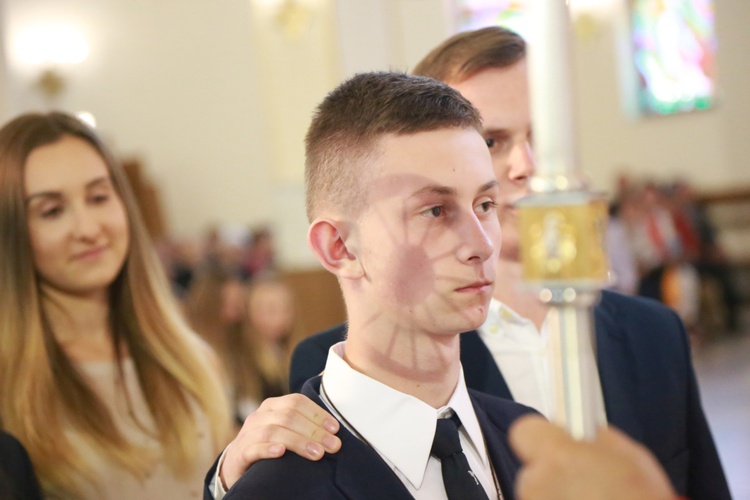 Bierzmowanie u MB Anielskiej w Dębicy