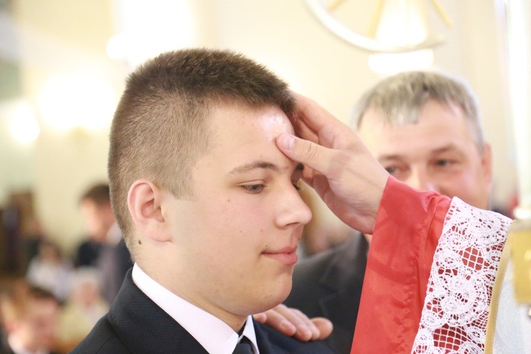 Bierzmowanie u MB Anielskiej w Dębicy