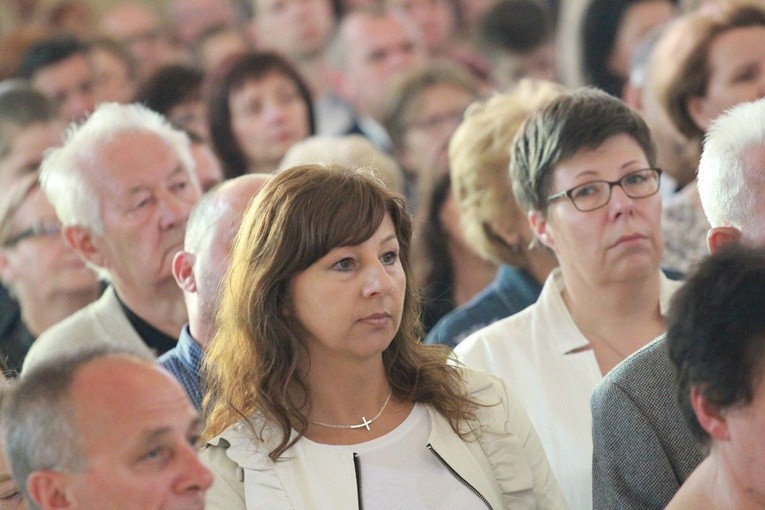 Bierzmowanie u MB Anielskiej w Dębicy