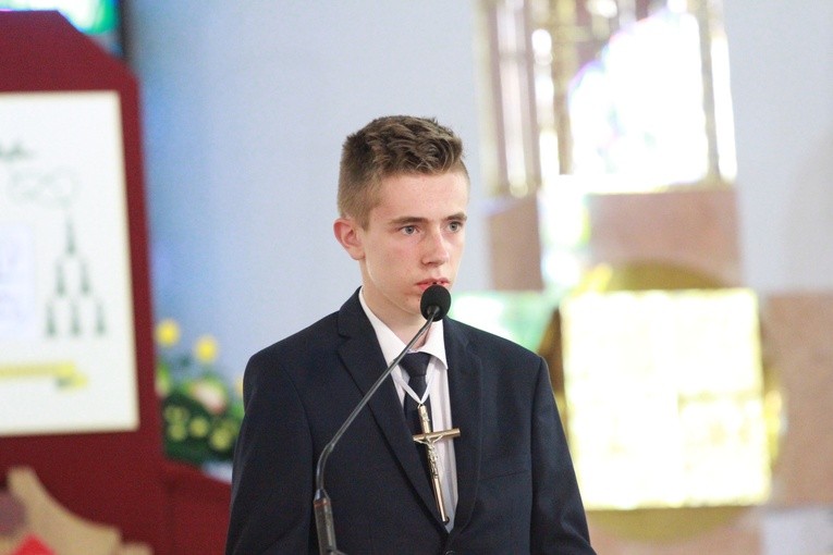 Bierzmowanie u MB Anielskiej w Dębicy