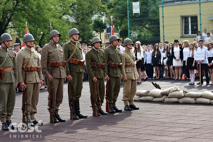 XXXV Ogólnopolskie Sympozjum Klubu Szkół im. Westerplatte w Dzierżoniowie