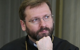 Abp Szewczuk: świat zapomniał o wojnie na Ukrainie