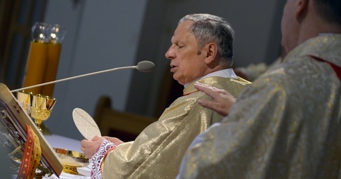 Każdy kapłan, który ma moc konsekracji, nie jest wezwany do wyniosłości, ale pokory, na wzór Matki Najświętszej i Jej Syna