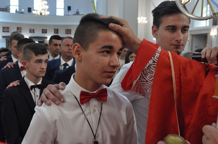 Bierzmowanie w Dąbrowie Tarnowskiej