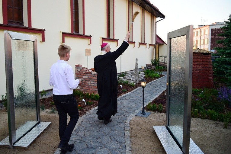 Poświęcenie ogrodu biblijnego w Lidzbarku Warmińskim