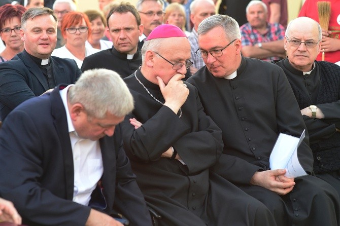 Poświęcenie ogrodu biblijnego w Lidzbarku Warmińskim