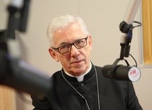 Abp Wiktor Skworc: szlachetny dystans do polityki...