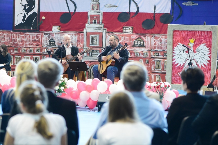 XI Festiwalu Piosenki i Pieśni Patriotycznej w Jezioranach